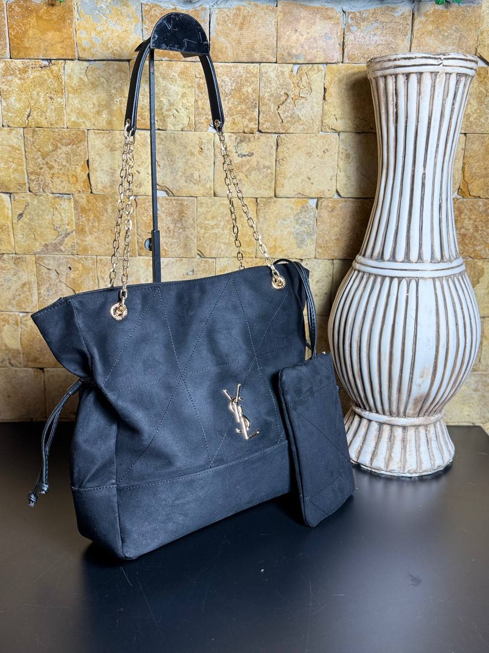 YSL μαύρο καστόρι