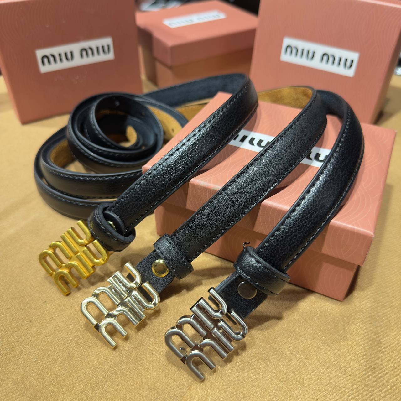 Miu Miu ζώνη μαύρο -χρυσό λεπτη