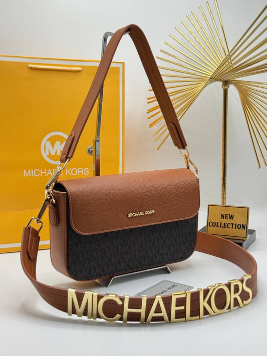 MICHAEL KORS NEW CROSSBODY BAG SİZE➡️ 25/15 CM (Copy)